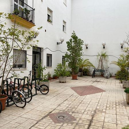 Hispalis Santa Angela Sevilla Bagian luar foto