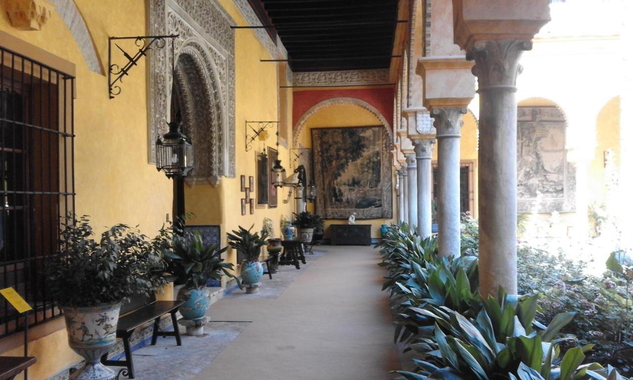 Hispalis Santa Angela Sevilla Bagian luar foto